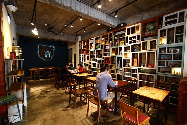 
3.咖啡店的裝潢有濃濃的美式復古風。