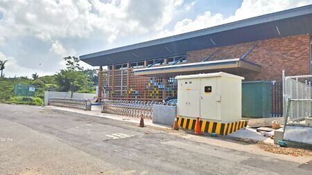 台南市第1火化場翻新後啟用期程延宕,無法適時紓解新營區、柳營區殯儀館飽和需求。(程炳璋攝)