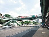 北市陸橋、地下道拆不拆　評估進度慢
