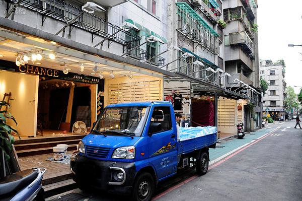 住在夜市附近讓人好頭痛?師大夜市住宅行情低於大安區均價,業者分析,現在更適合自住客。(好房News記者 陳韋帆/攝影)