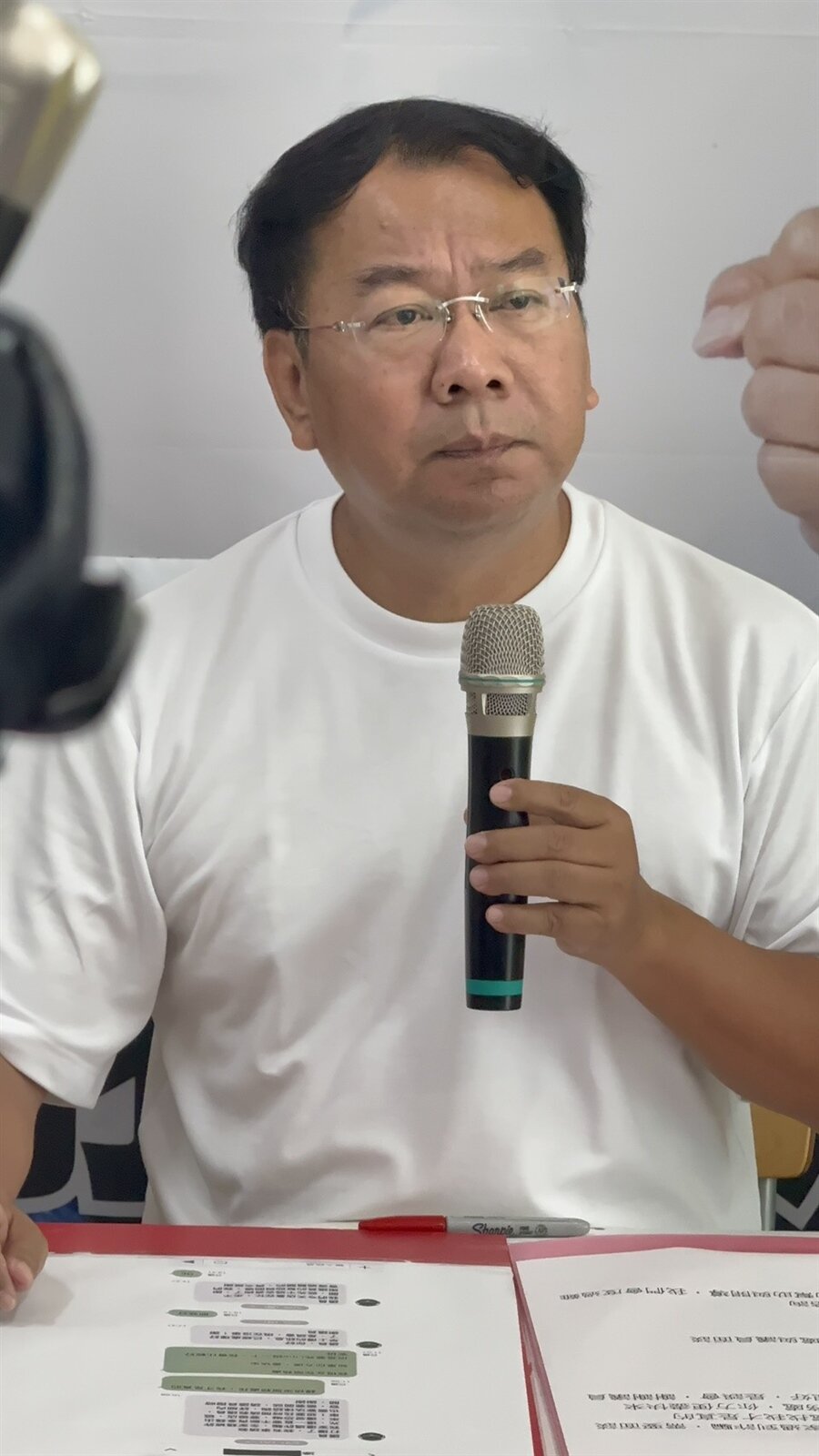 民眾本周在豐原某烤鴨店食用烤鴨後,疑似導致多數民眾陸續出現上吐下瀉、發燒等不適症狀,台中市議員謝志忠昨日正式啟動食安通報。本報系資料照片