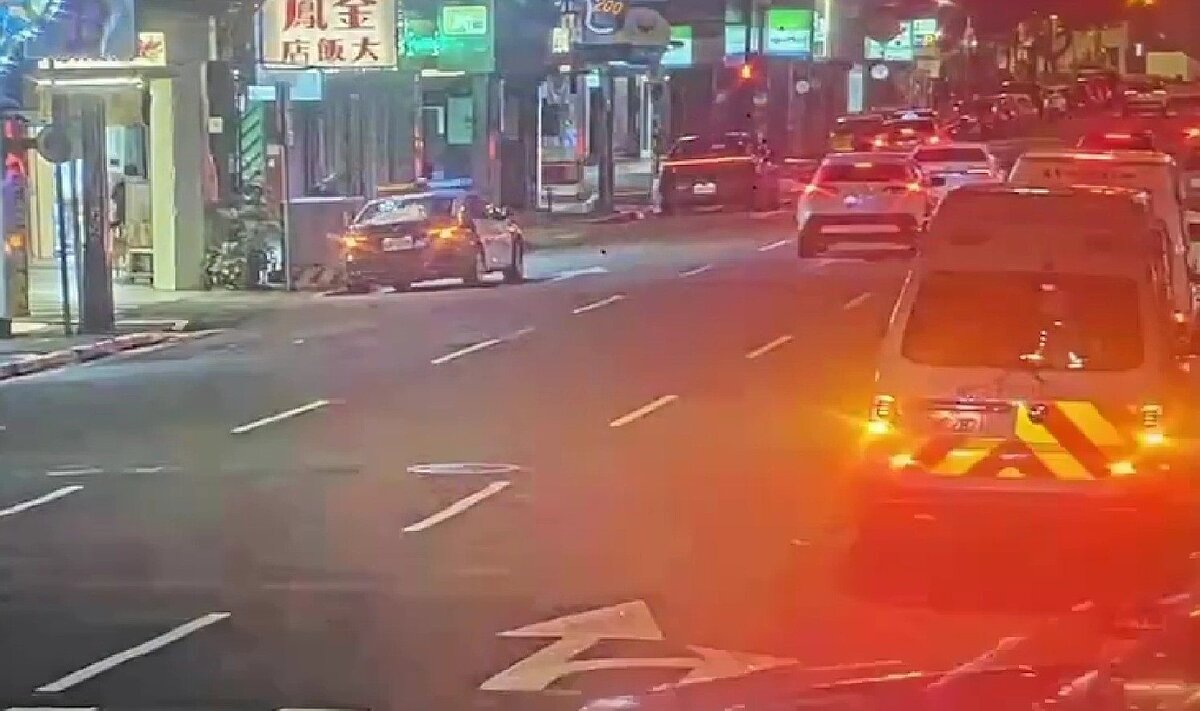 黃姓男子被發現陳屍在台北市西門町某旅館，朱姓男子在場神智不清，警方懷疑黃施用毒品過量致死。圖／記者李奕昕翻攝
