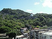 墓仔埔是我家鄰居　十年後賣屋賺600萬