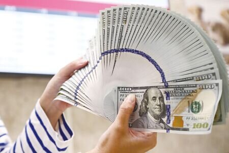 川普對等關稅的不確定性持續,加上聯準會(Fed)影子主席的預期心態,二大因素恐讓美元維持弱勢。圖∕本報資料照片