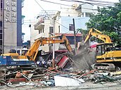 高樹拆屋惹議　5攤商擬提告