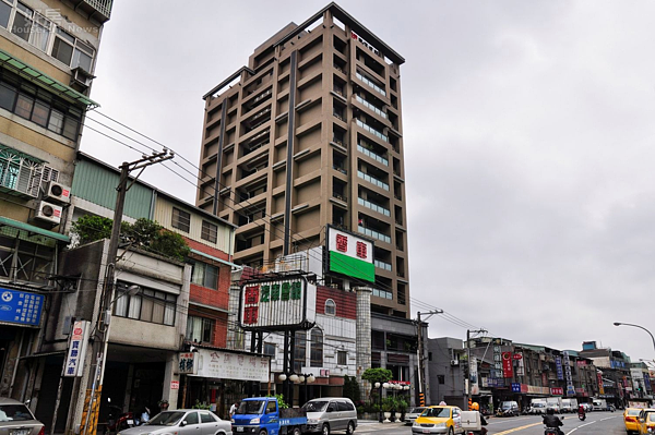 位於內湖區新明路的工業住宅。(好房News記者 陳韋帆/攝影)