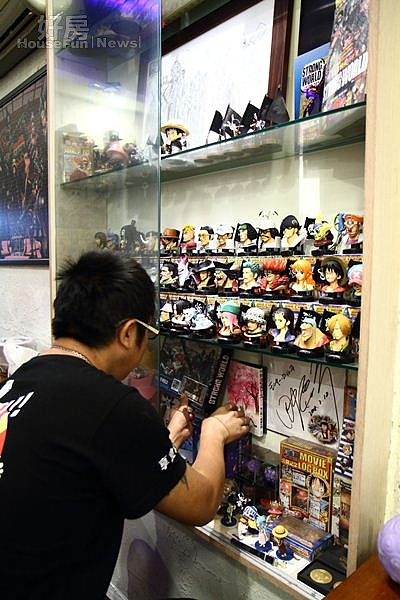 
5.羅子祥為了這些心愛的收藏，五年下來已經投入百萬元之譜。