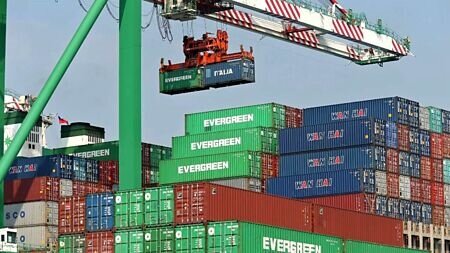 台灣港務公司鼓勵航港業者加速推動AI、物聯網、雲端、大數據等數位科技應用,今年每案最高獎勵金額上限提升到1,000萬元。圖∕本報資料照片