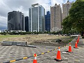 竹北新地標「未來之心」施工占人行道？縣府：當初是借用土地
