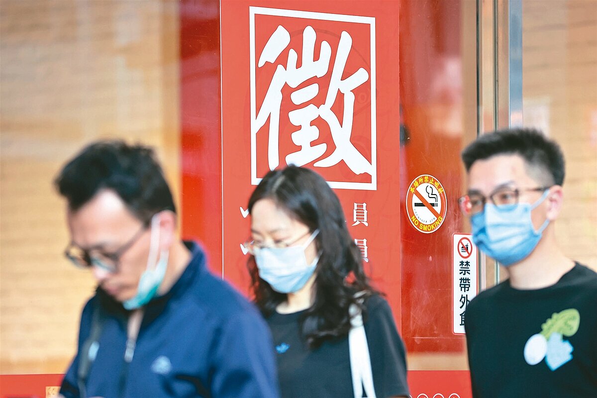 專家示警,若科技業供應鏈挪到美國,在自動化、AI化興起、產業外移等情勢下,台灣也許會人力過剩。記者林伯東/攝影