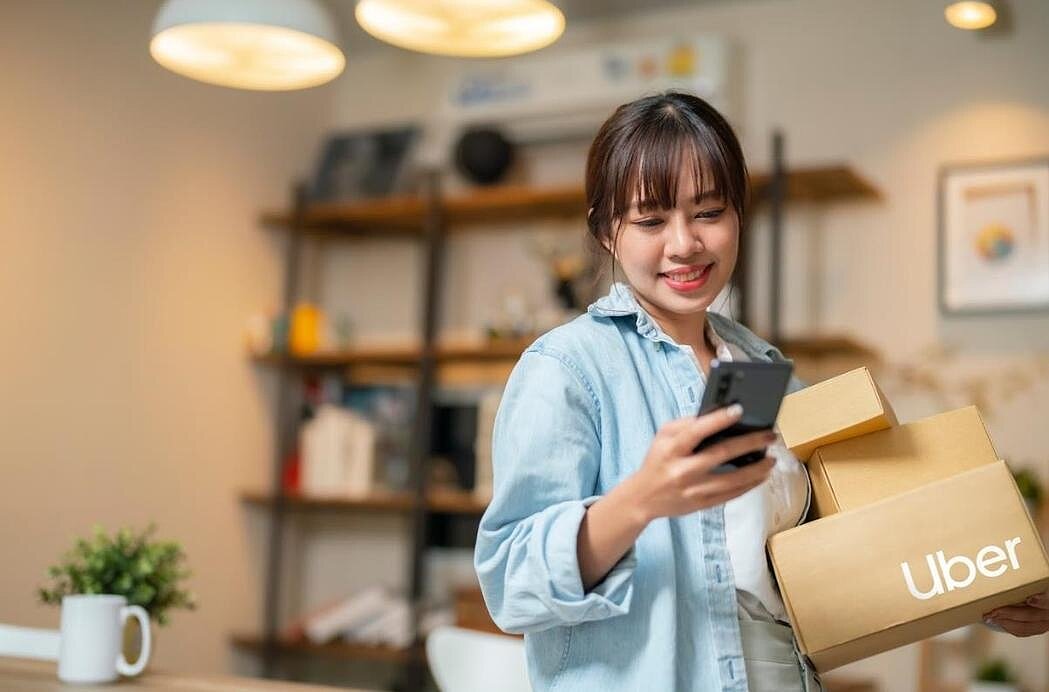 「優快送」包裹運送服務正式在全台Uber營運城市上線，將服務拓展至Uber App營運的16個城市。圖／Uber提供