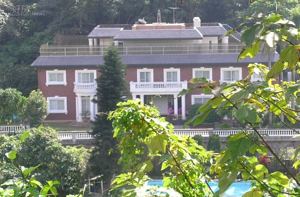 1「翠山莊」別墅外觀氣派,深受許多政商名流喜愛。