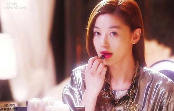 14.千頌伊舉手投足都成為流行指標。(摘自百度貼吧)