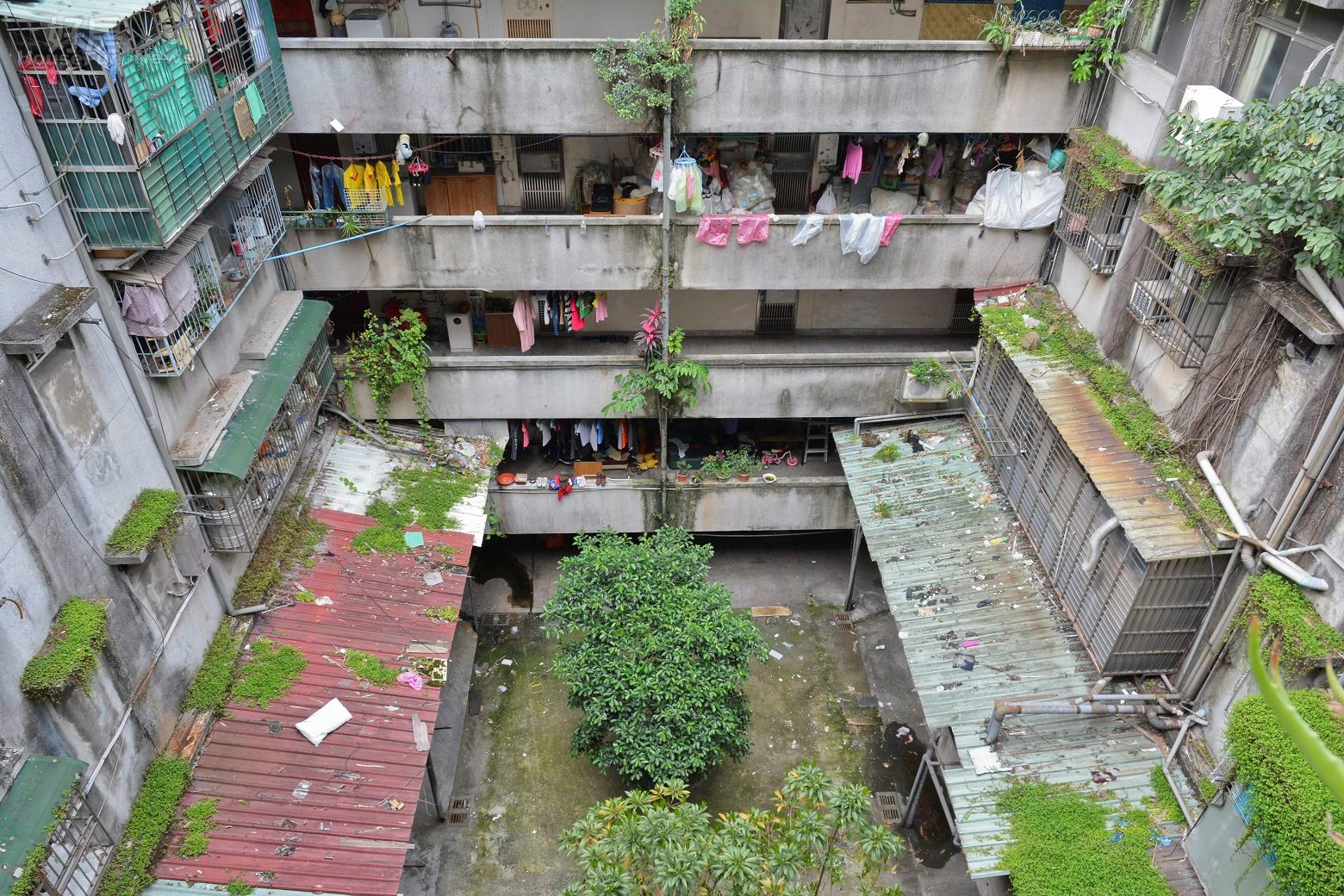 水源四五期整建住宅中庭俯瞰圖。(好房News記者 陳韋帆/攝影)