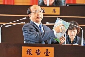 高房價引發討論，台中市長胡志強也說「我兒女可能也買不起。」 （記者洪敬浤／攝影）