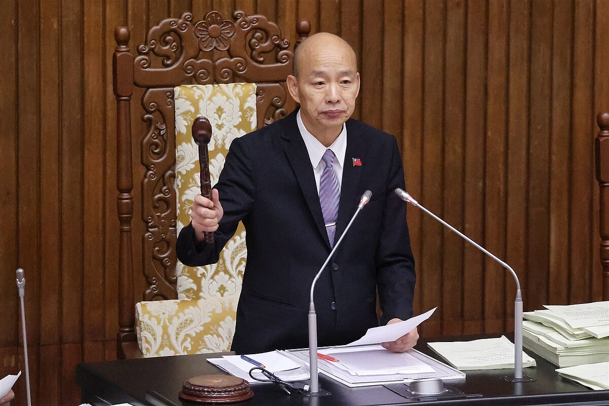 立院三讀包裝無糖飲料免貨物稅。圖/聯合報系資料照片