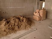 輕量化成建築新趨勢　從結構負重到耐震效能，解析輕隔間施工關鍵