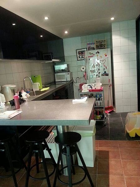 
5.為了有足夠的做菜空間，花了18萬打造開放式廚房。