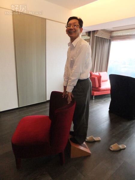 
5.邱義榮注重養生，誓要當台灣最高齡的人。
