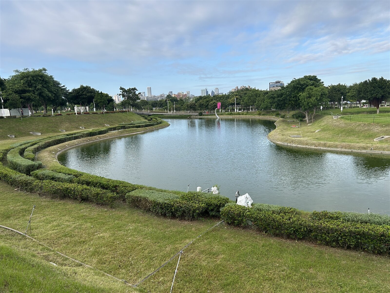 台中市地政局辦理第三次土地標售,標的橫跨水湳機場原址區、14期與13期等三大熱區。記者宋健生/攝影