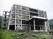 玄空法寺傳信眾盲投資　納骨塔遭淘空法拍！