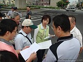 圓柱擋動線　生活圈四號太平溪州路段險象環生