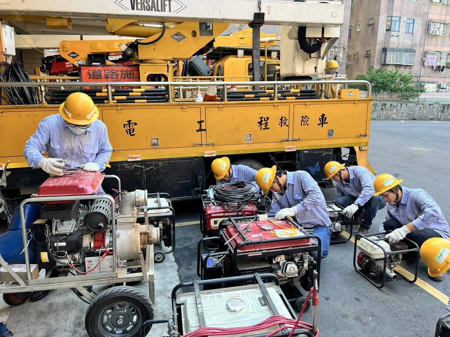 台電桃園區營業處全面加強戒備及颱風前巡視檢點。圖:台電提供