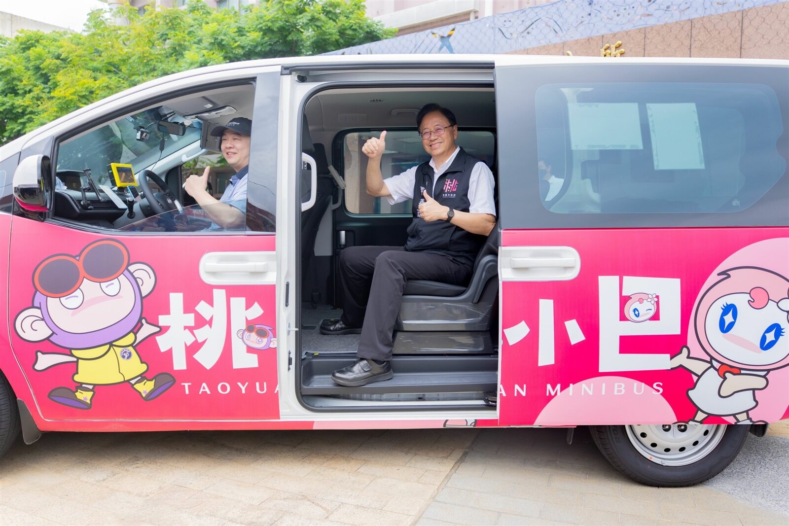 桃小巴不僅強化社區接駁,也為市民提供更靈活、優質的交通選擇。圖:市府提供