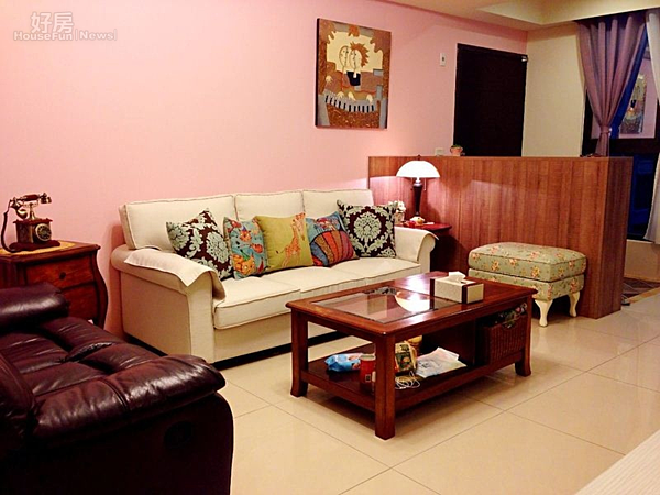 
1鄒淑霞位在桃園青埔的新家，有濃濃的英國鄉村風格。