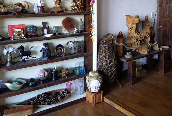 5.木櫃的大小收藏,背後都有一段故事。