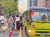 台北市民小巴　動線不明亂象多