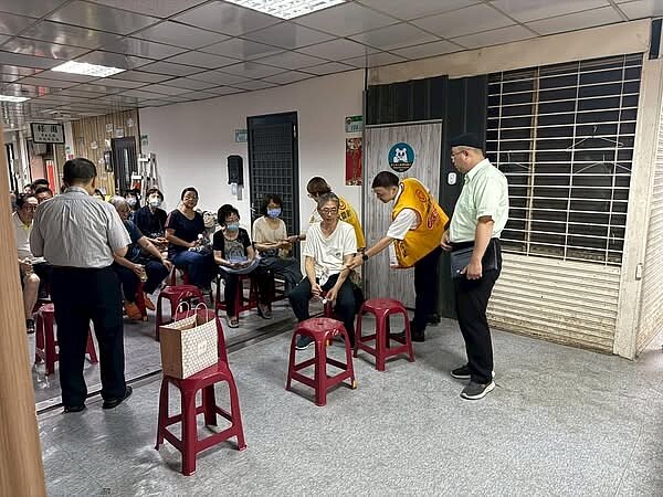 九龍華廈區權會