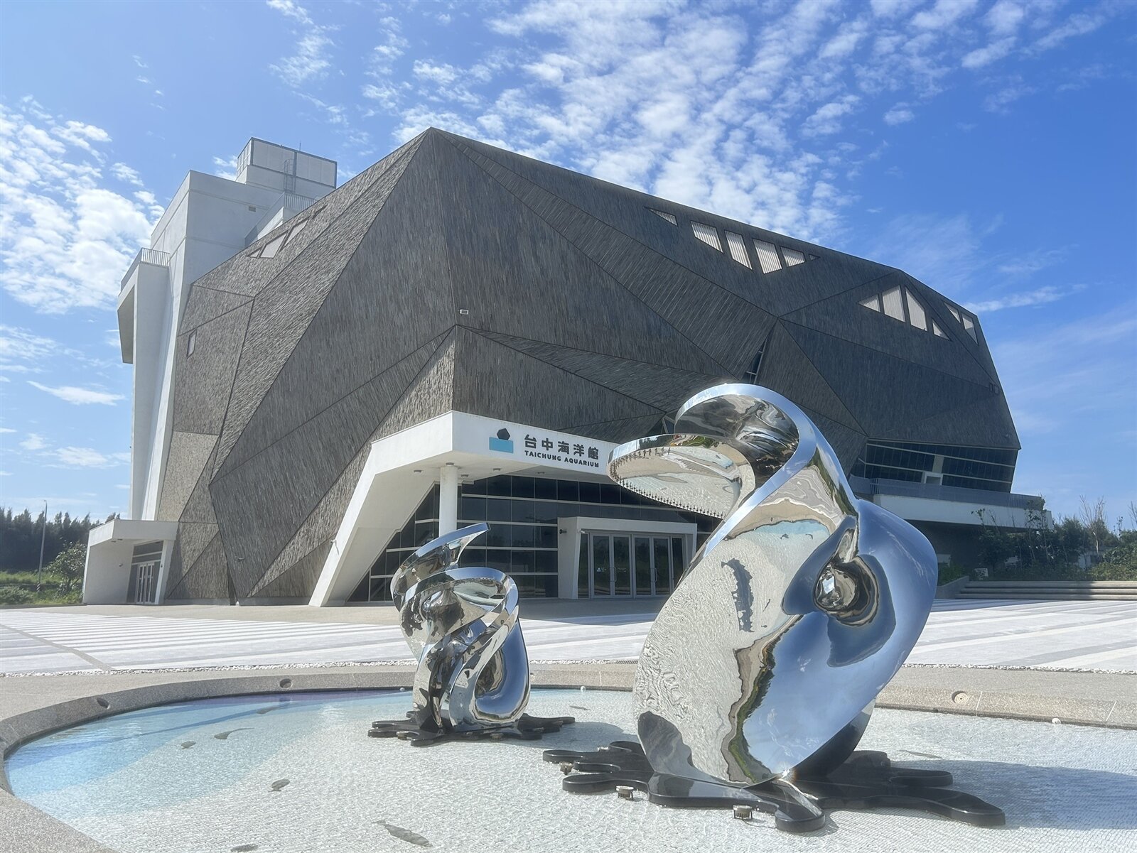 台中海洋館將於8月21日正式對外試營運,正式票價一出,隨後直接被家長轟爆。記者黑中亮/攝影