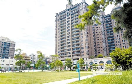 房市進入買方市場，建商接連推出預售屋工程0付款。圖為桃園建案。圖／本報資料照片 