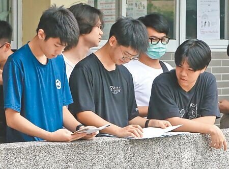 114學年度大學分發入學昨天放榜,錄取率為96.34%,較去年略為提高。此為示意圖。(本報資料照片)