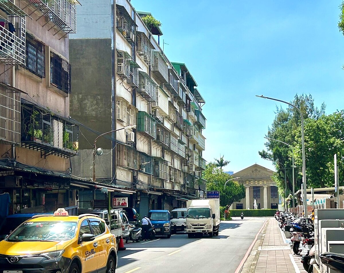 換屋血淚!買北市2千萬、賣板橋1千萬「不能重購退稅」 專家揭穿「買高賣低」節稅迷思 板橋、公寓。圖/好房網News記者蔡佩蓉攝影