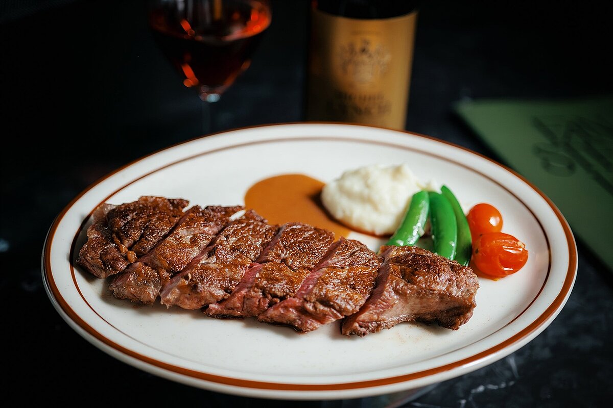 經典雅室牛排。圖／雅室牛排提供
