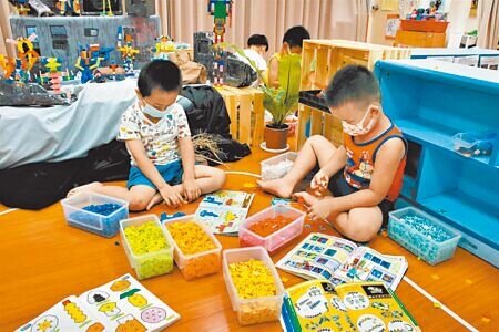 北市幼兒園自2020年至今每年都有10件以上超收費用的案例。北市教育局表示,查證屬實會協調個案或要求退費,並依《幼兒教育及照顧法》對幼兒園裁罰6至30萬元罰鍰。(本報資料照片)