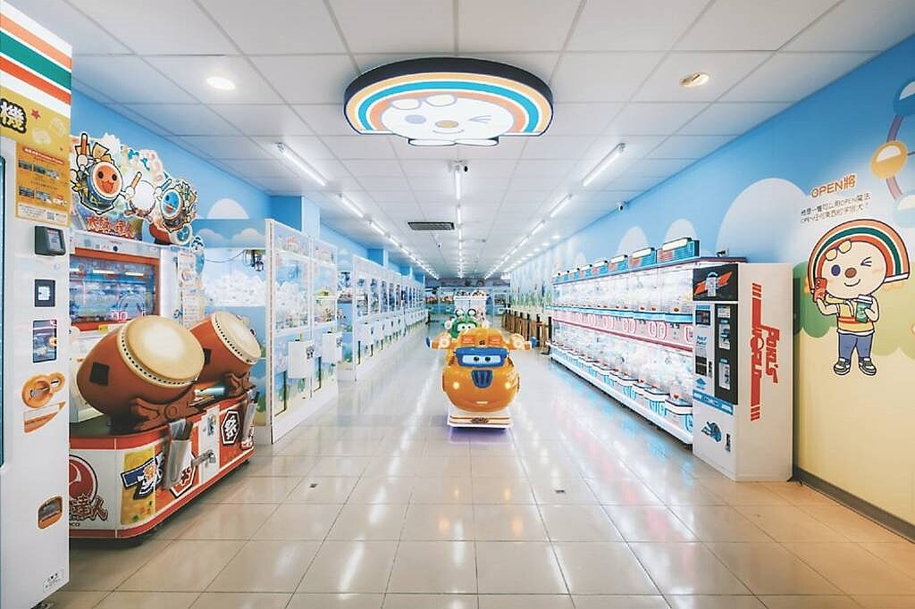 7-ELEVEN新開娛樂型複合店,帶動人潮增1成以上。圖/7-ELEVEN提供