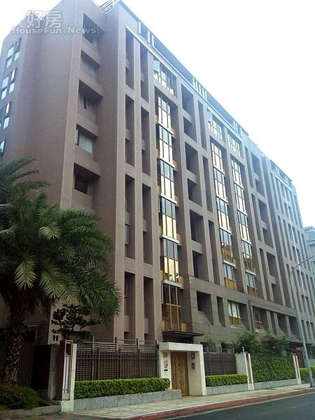 1「世貿橘園」隱身在重陽路豪宅區內,總戶數只有36戶。