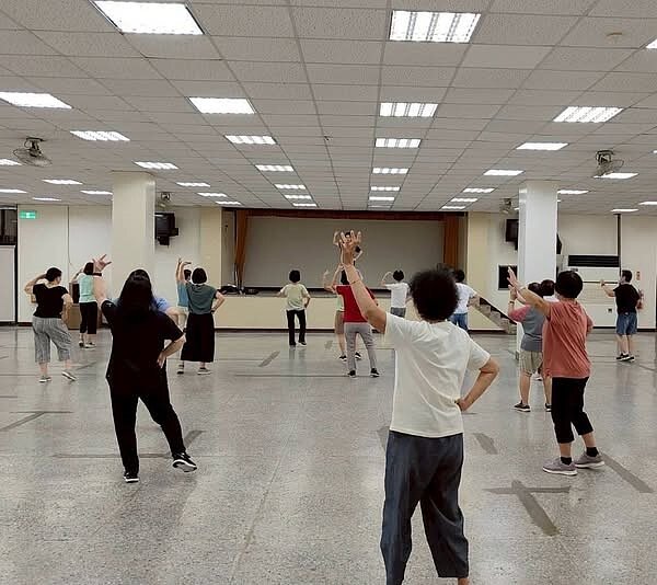 中央里健康律動課