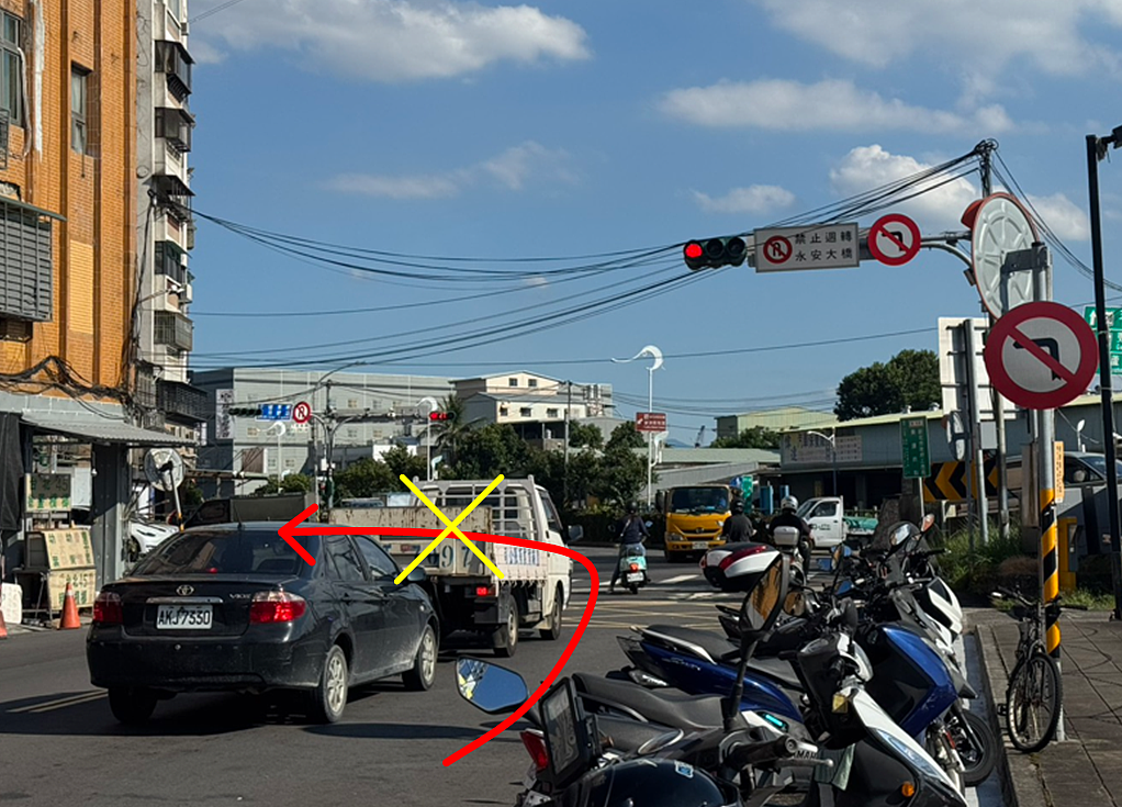 永安大橋蘆洲端永安南路二段9／1起禁止左轉中原路。圖／新北市交通局提供