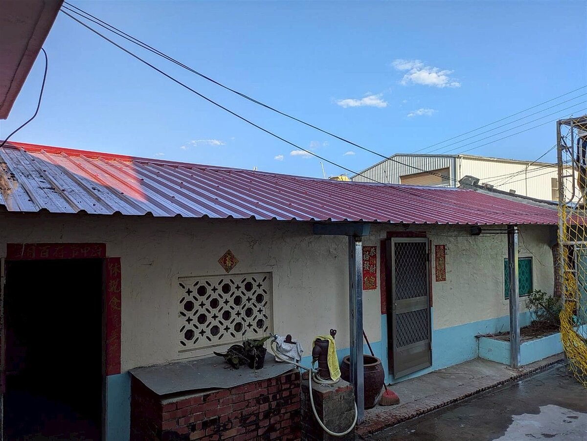 台南市工務局展示房屋修繕的成果。圖/台南市工務局提供