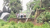 去年中斷還在修…苗栗觀音道走山恐廢