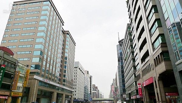 7.南京東路四、五段因捷運通車,房價已悄悄漲起。