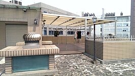 知名影評人李光爵(膝關節)位在內湖的新家。（膝關節提供）