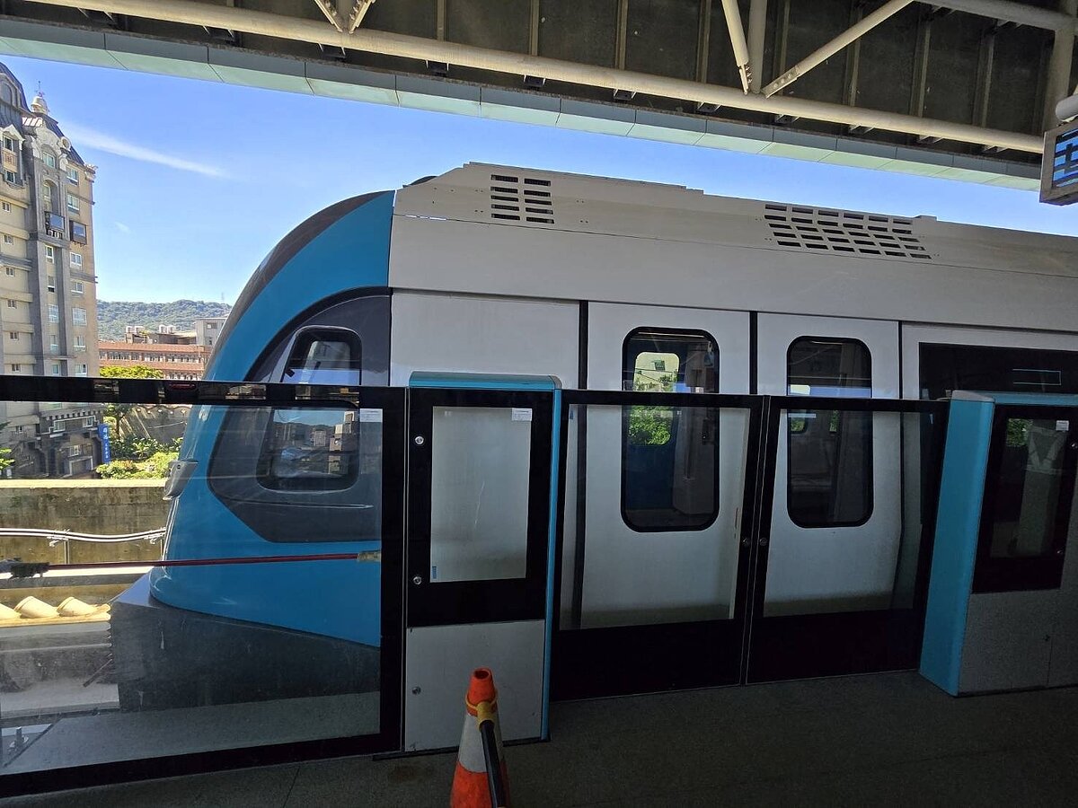 新北捷運三鶯線進度逼近93%，列車已全數抵台，目前正全力推進列車測試及機電系統整合。圖／聯合報記者江婉儀攝影