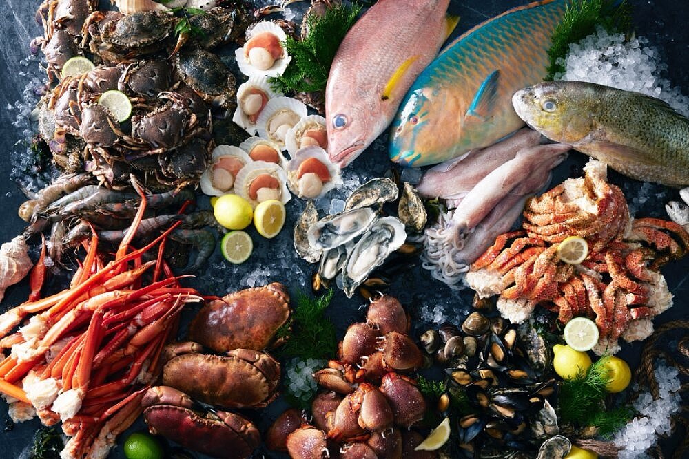 十二廚餐檯大升級,要讓饕客盡情實現「海味自由」。圖/台北喜來登提供