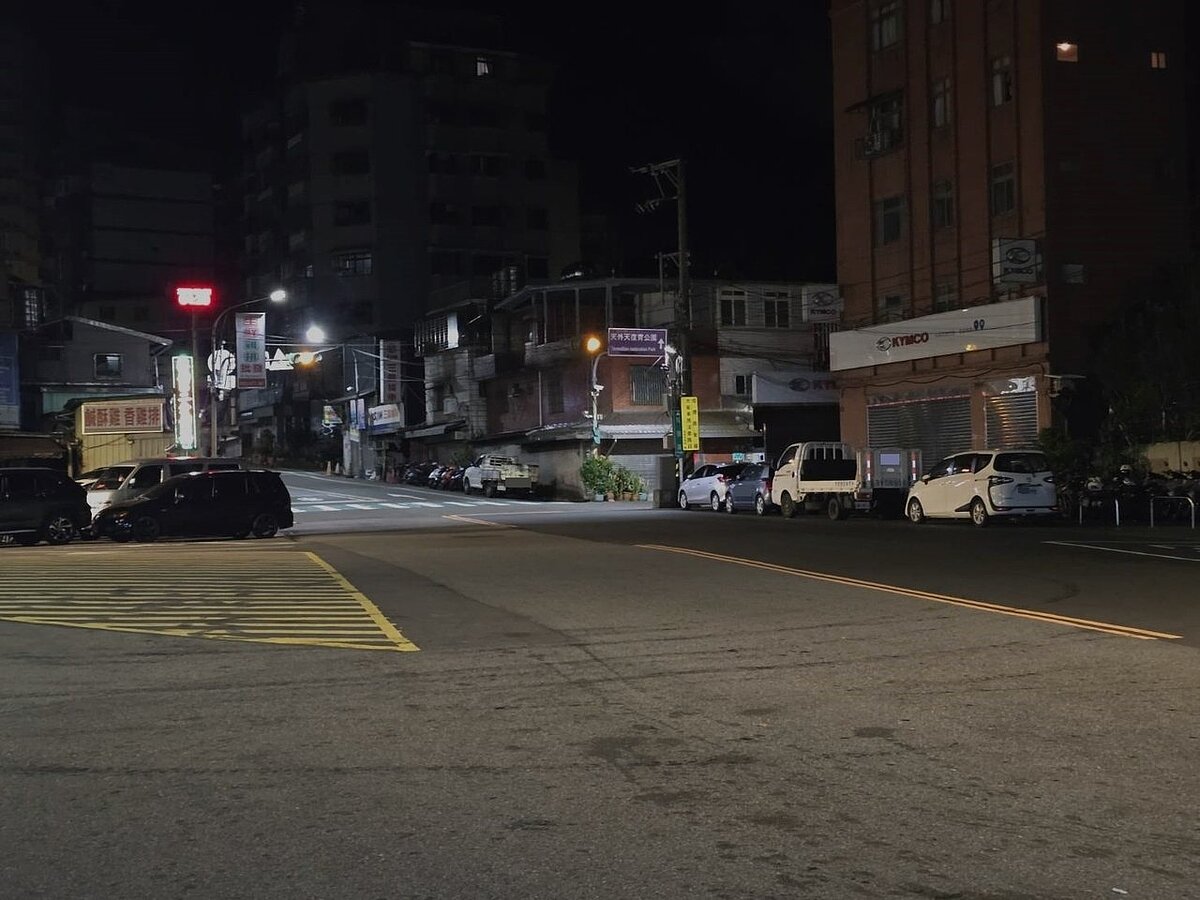 基隆審計室指基隆部分路段夜間照明不足,夜間通行恐存安全隱患,要求改善照明,避免發生交通意外。記者游明煌/攝影