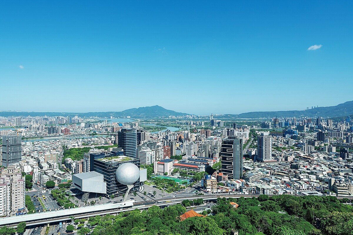 10分鐘車程「總價就差上千萬」!北士科效應「外溢+擠壓」自住客看懂建案的好 北士科重劃區因科技業利多讓周邊區域受惠,「外溢+房價擠壓效應」,吸引不少科技業人士外擴至周邊區塊購屋。圖/業者提供